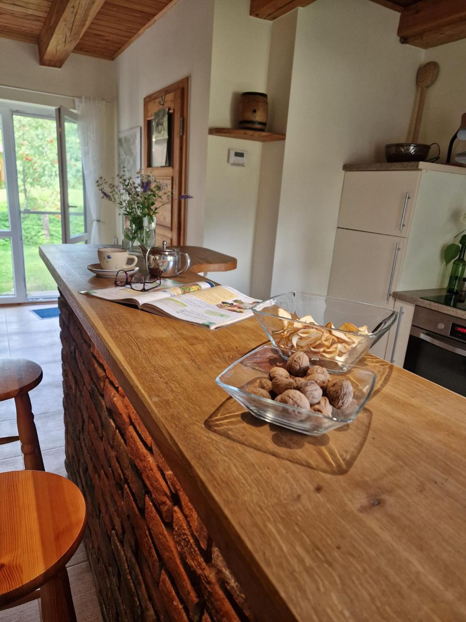 Villa Bieszczadzki Kat à Lesko Extérieur photo